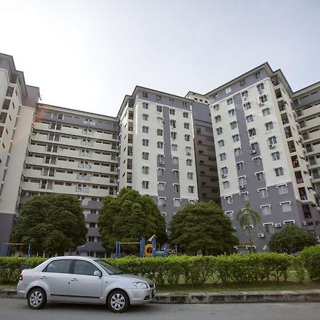Appartement Putra Harmoni Putrajaya Extérieur photo